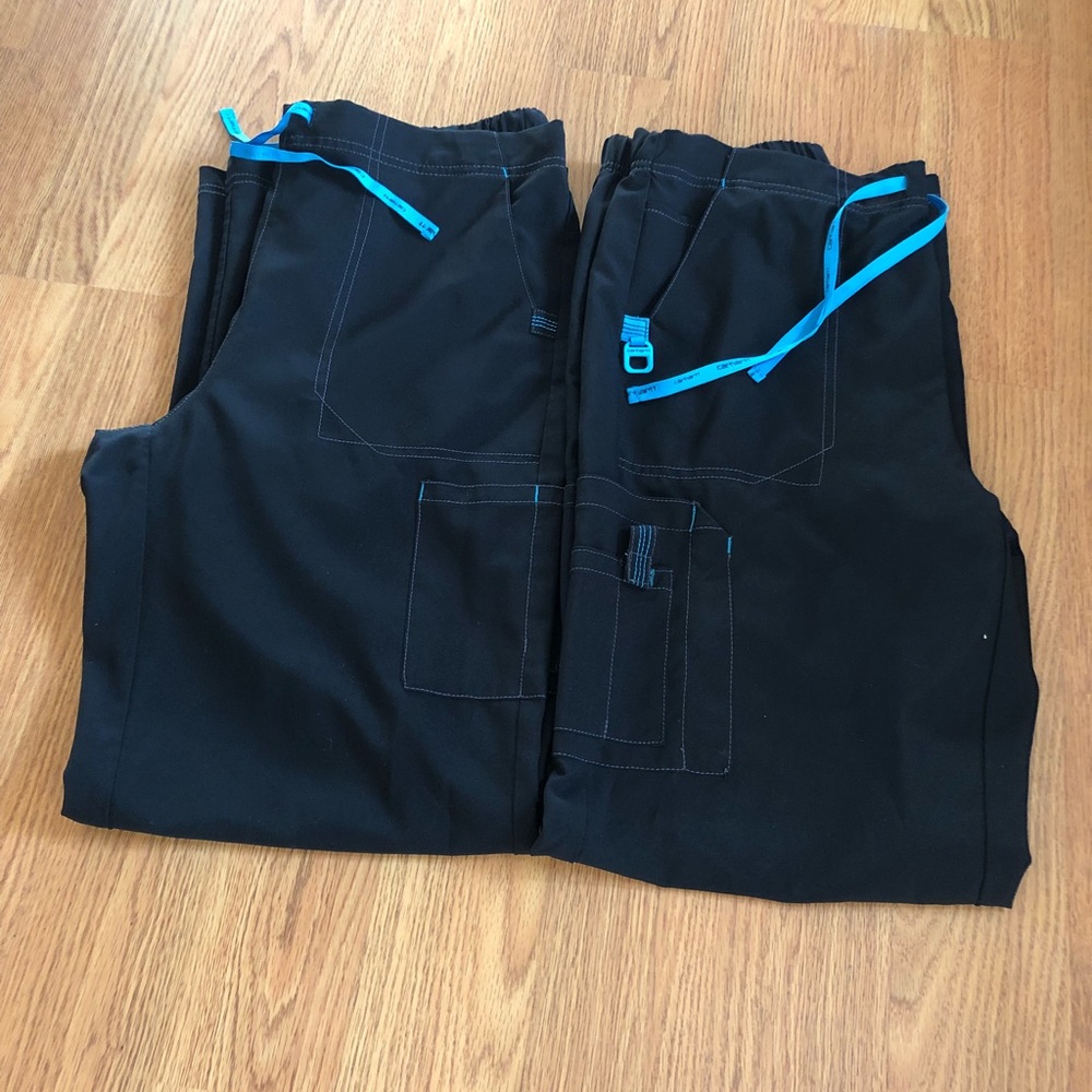 2 pairs black carhartt scrub pants
